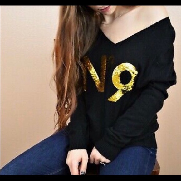 WILDFOX NO 9 ANGORA SWEATER - Picture 2 of 6